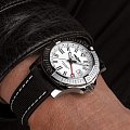 Часы Breitling Avenger Automatic GMT 43 A32397101A1X2 фото 5