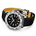 Часы Breitling Avenger Automatic GMT 44 A32320101B1X1 фото 3