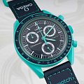 Часы Swatch x Omega Bioceramic Moonswatch Mission on Earth: Polar Lights SO33L103 фото 2