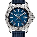 Часы Breitling Avenger Automatic GMT 44 A32320101C1X1